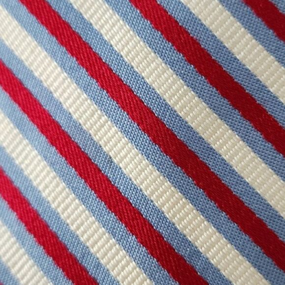 Brooks Brothers 356 Silk Necktie - Picture 5 of 5